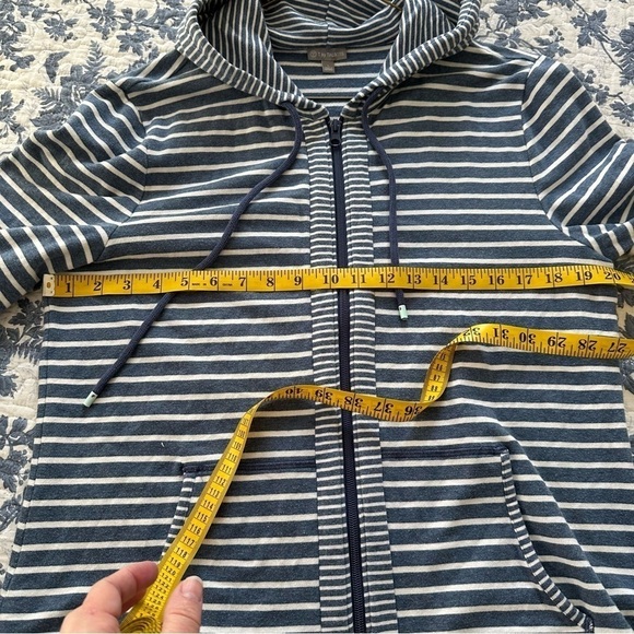 Talbots Zip Up Hoodie Blue & White Nautical Striped Front Pockets Coastal Size L - Picture 9 of 10